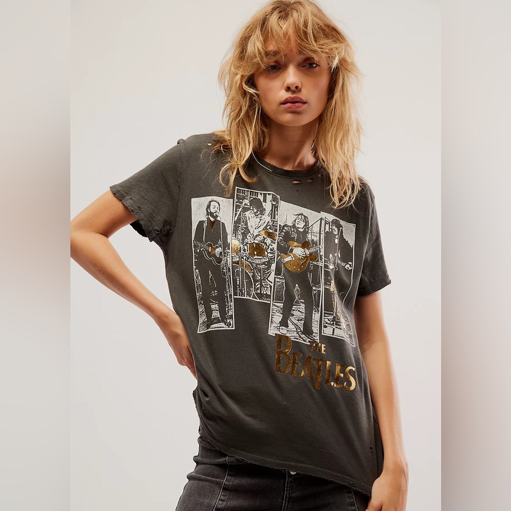 NWT Junk Food Beatles Rooftop Tee
